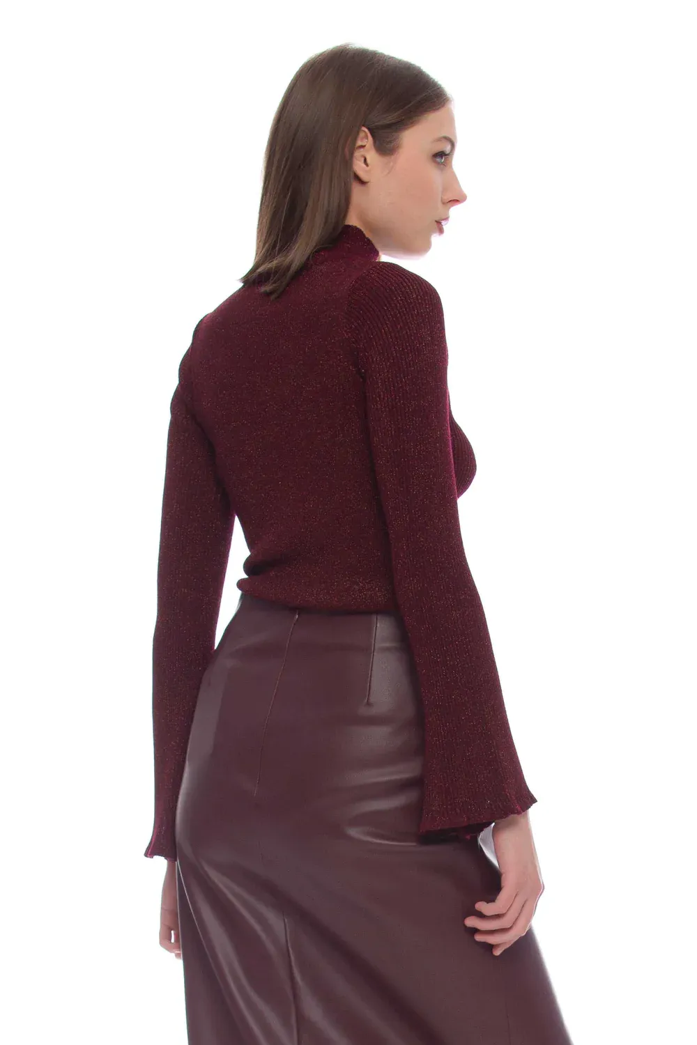 High Neck Sweater with Cut-Out / Bordeaux