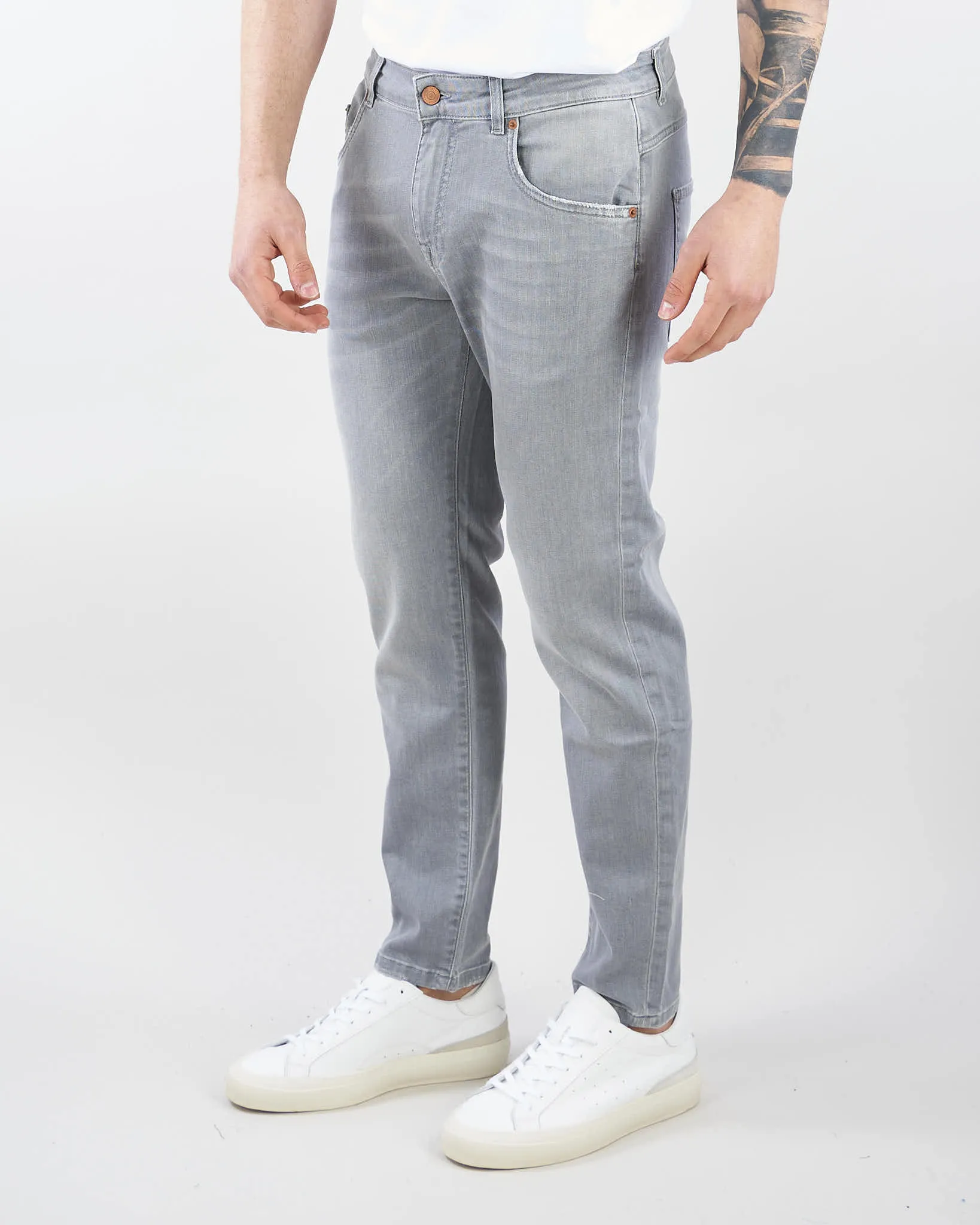 Jeans grigio chiaro Concept