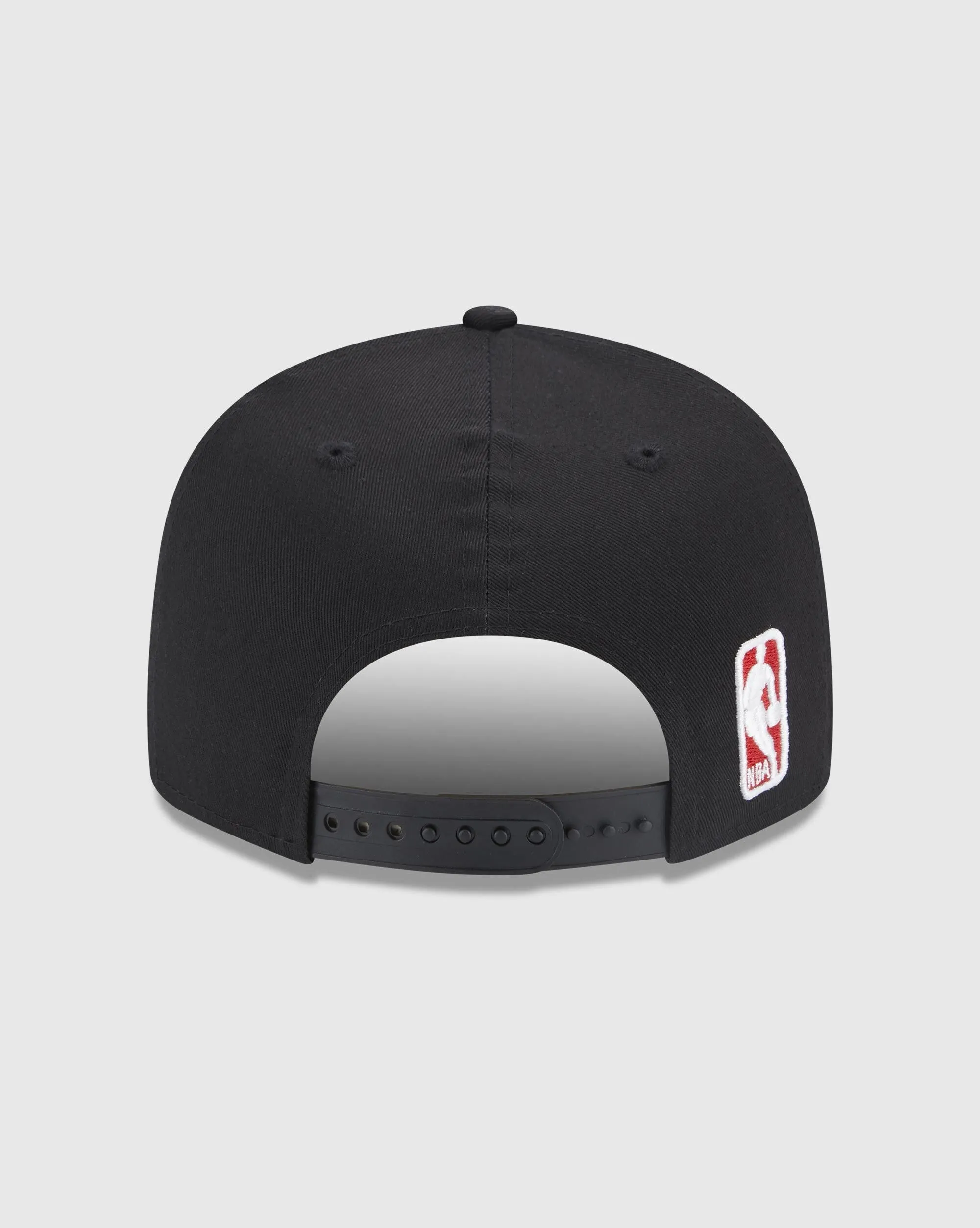 New Era Cappello Contrast Side Patch 9Fifty Chicago Bulls