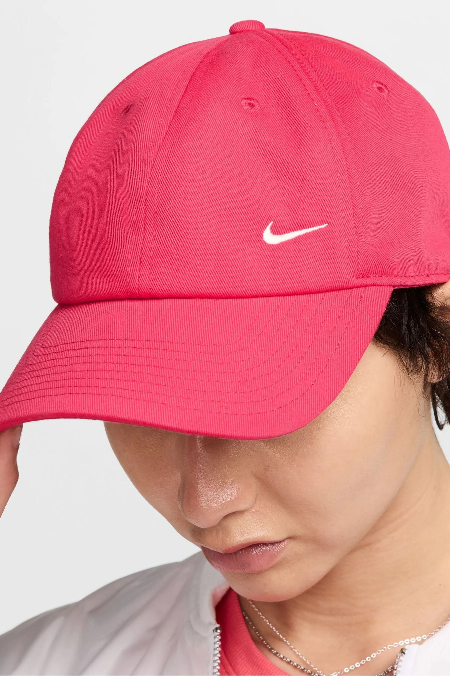 Nike Club Unstructured - Curved Bill Cap    