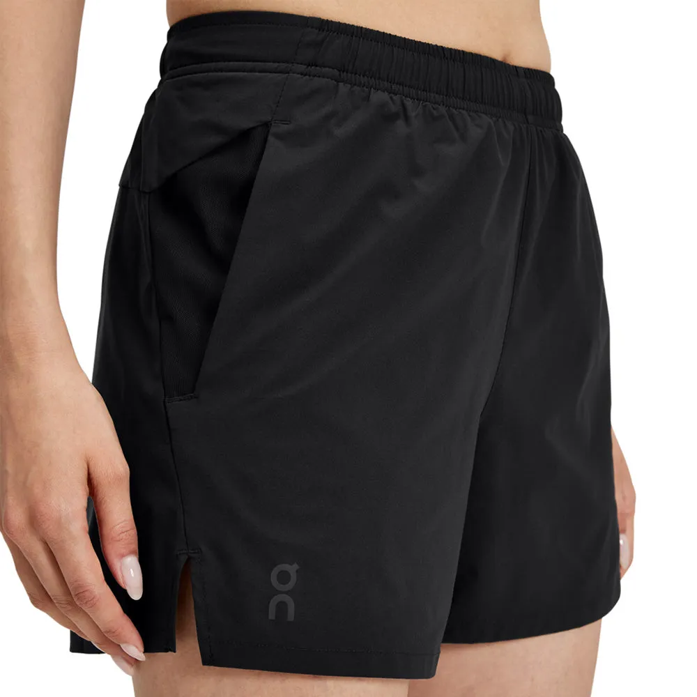 On Running Women Essential Shorts - Black