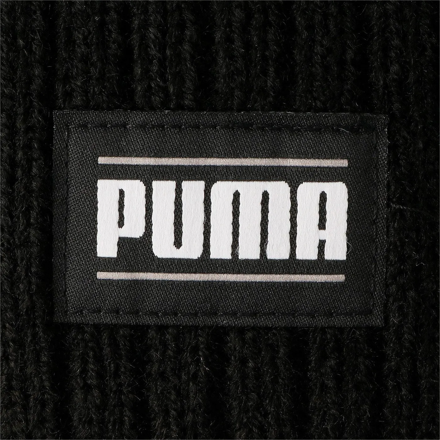 Puma cappello a cuffia a coste con logo petch 024038-01 nero. Taglia unica