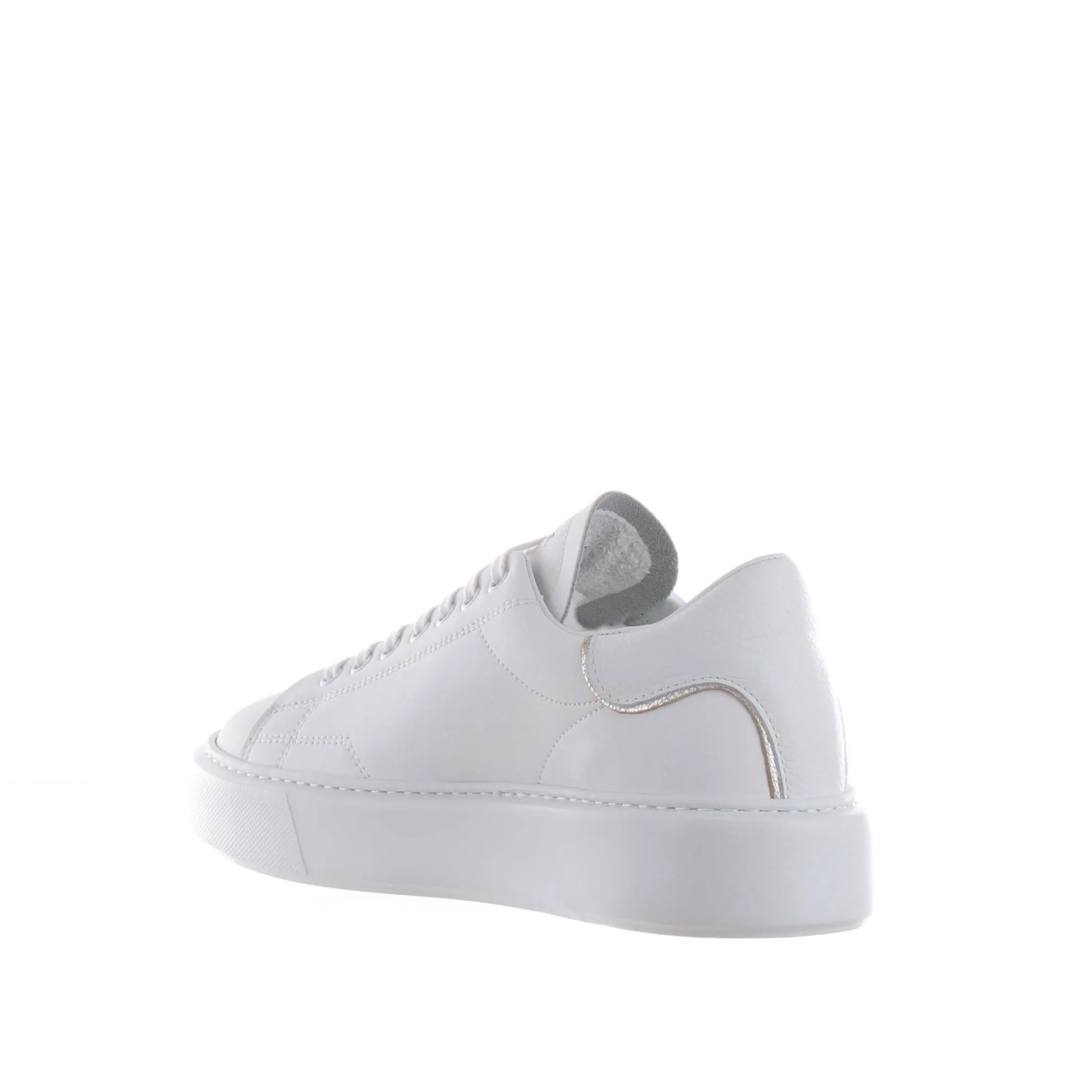 Sneaker sfera in pelle