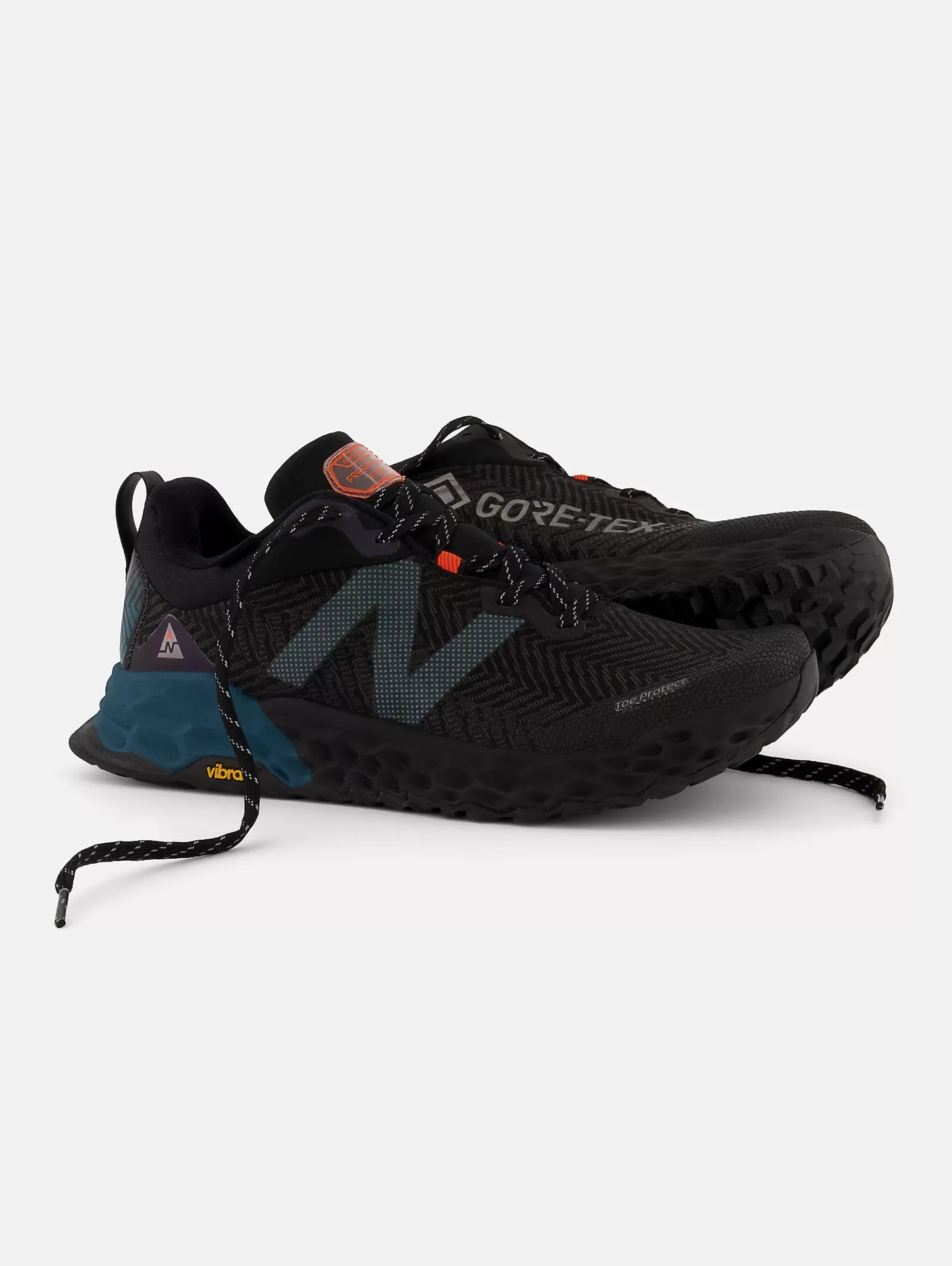 Sneakers Hierro in Gore-Tex Nero